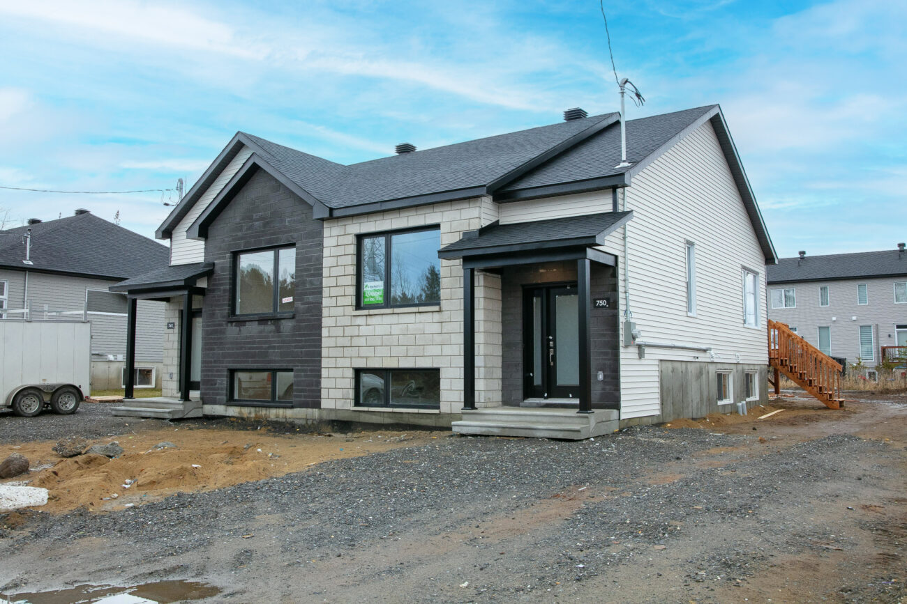 Maison jumelé à vendre à Drummondville