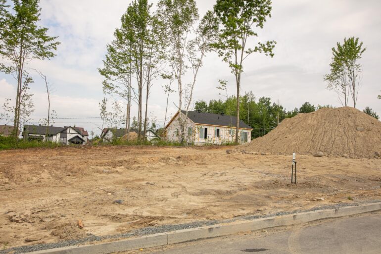 Terrain à vendre, rue Joseph-Emond, Sherbrooke (Brompton)