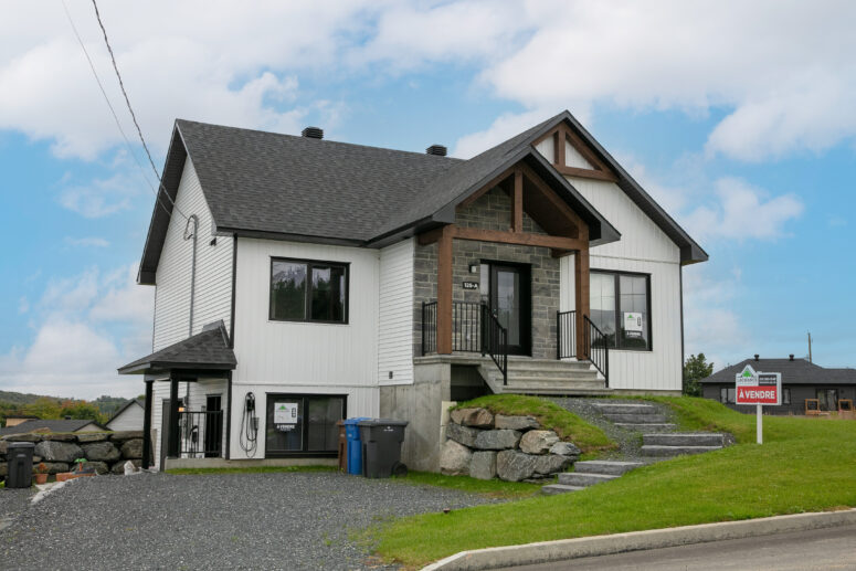 Maison à vendre, 125 Champêtre, Waterville (Duplex)